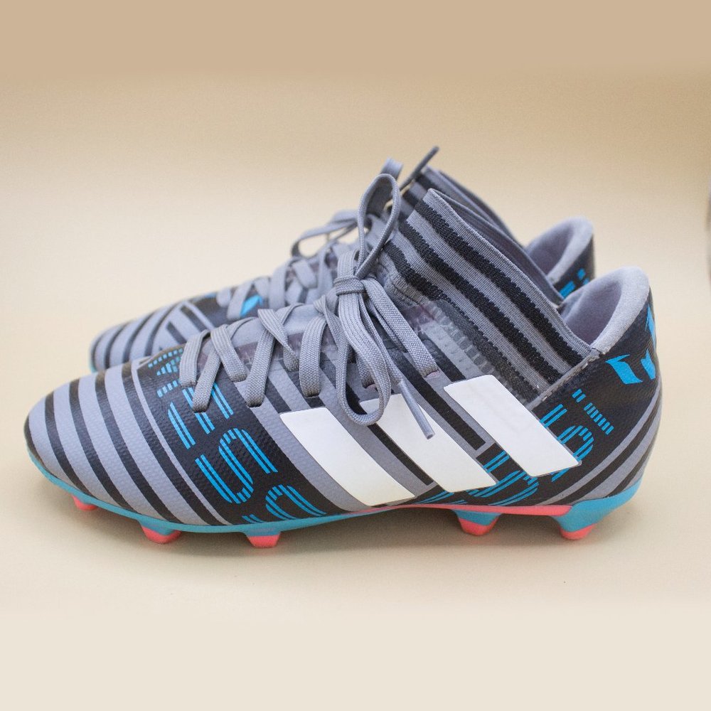 Adidas Nemeziz Messi 17.3 Soccer Cleats Boy's Size 3.5